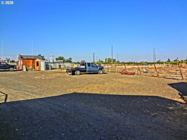 53535 Cobb Road Milton-freewater, OR 97862 - Photo 3 of 4 Gallery Image 3