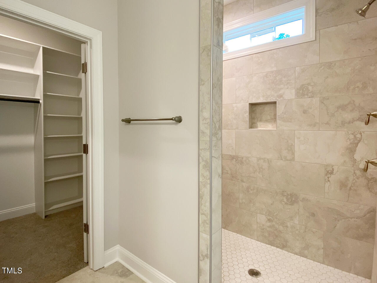 4627 Apple Rdg Lane Graham, NC 27253 - Photo 17 of 27 hc18 master shower