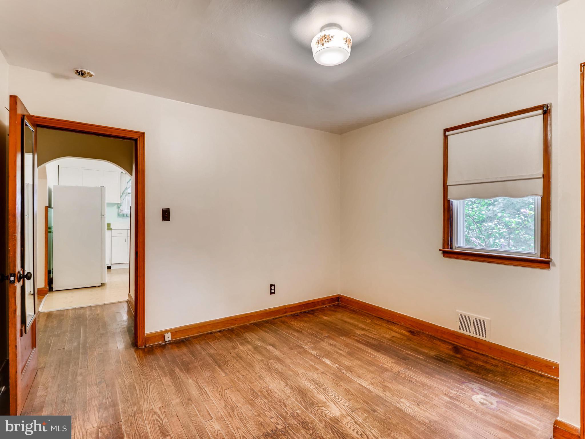 4 A Northship Road Baltimore, MD 21222 - Photo 17 of 28 Master Bedroom Main Level