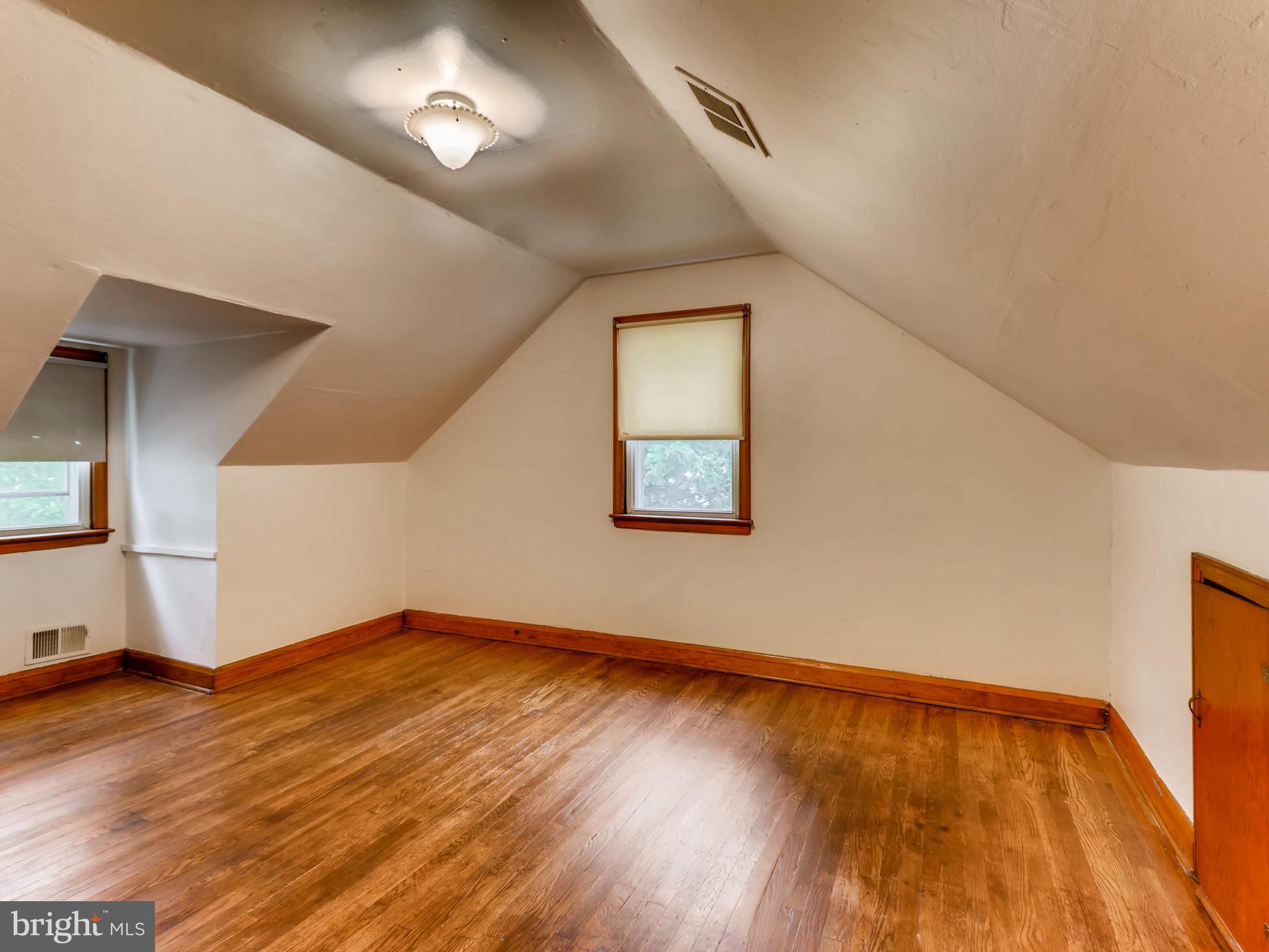 4 A Northship Road Baltimore, MD 21222 - Photo 19 of 28 Second Bedroom