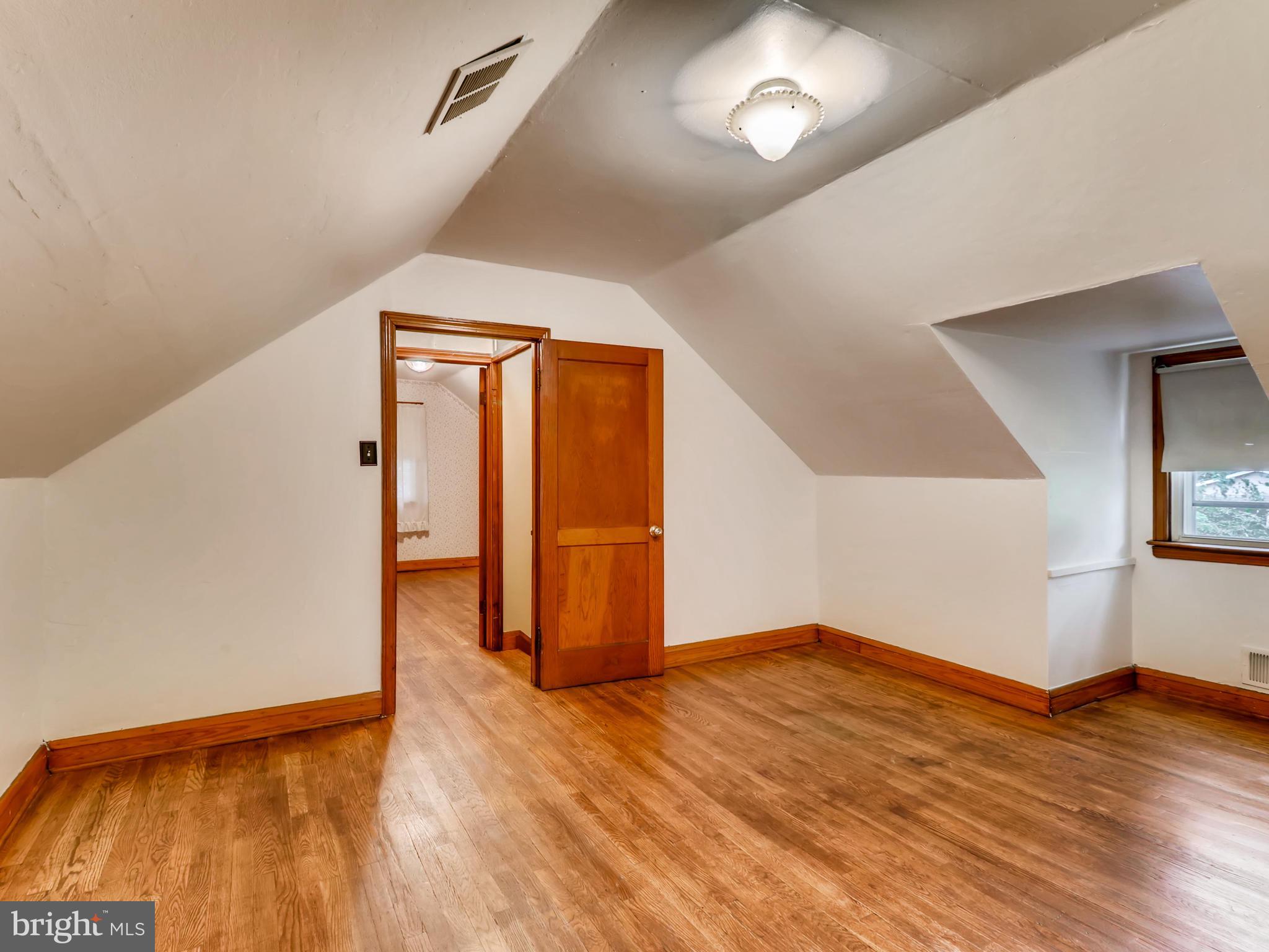4 A Northship Road Baltimore, MD 21222 - Photo 20 of 28 Second Bedroom