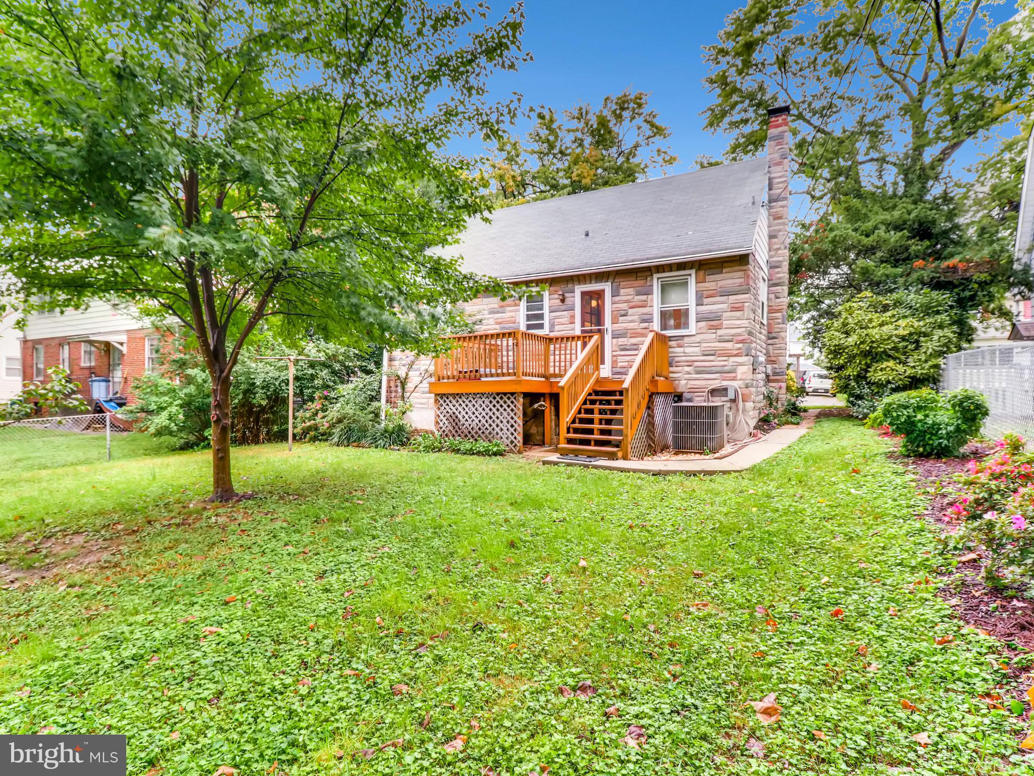 4 A Northship Road Baltimore, MD 21222 - Photo 28 of 28 Deck off kitchen
