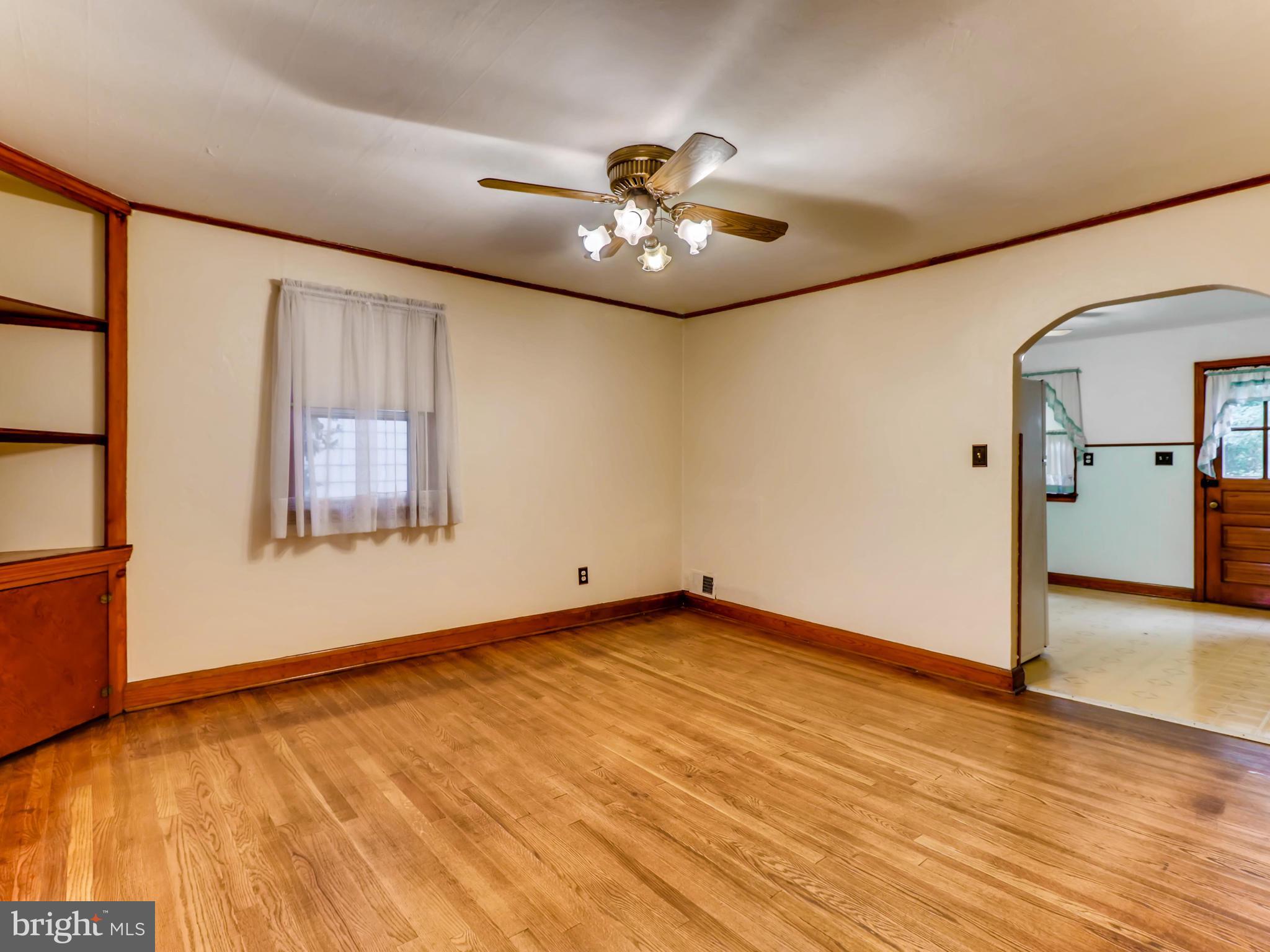 4 A Northship Road Baltimore, MD 21222 - Photo 8 of 28 Dining Room