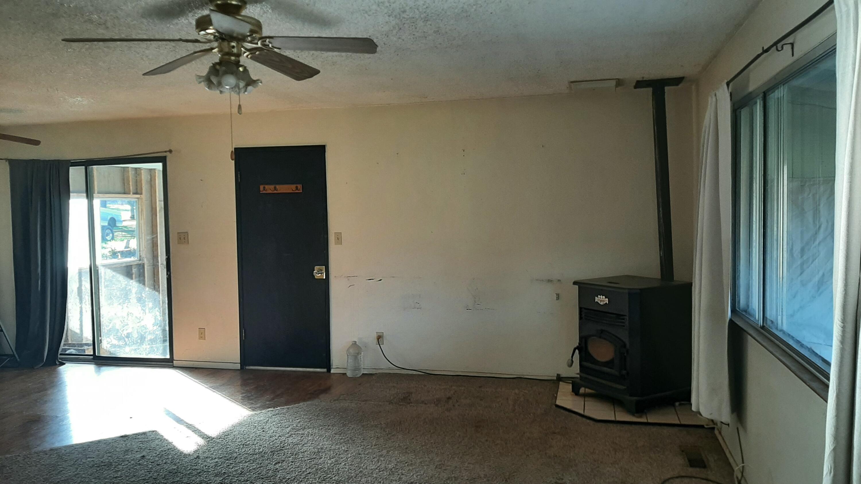 17185 Bowman Road Cottonwood, CA 96022 - Photo 20 of 30 STOVE 17185 BOWMAN RD