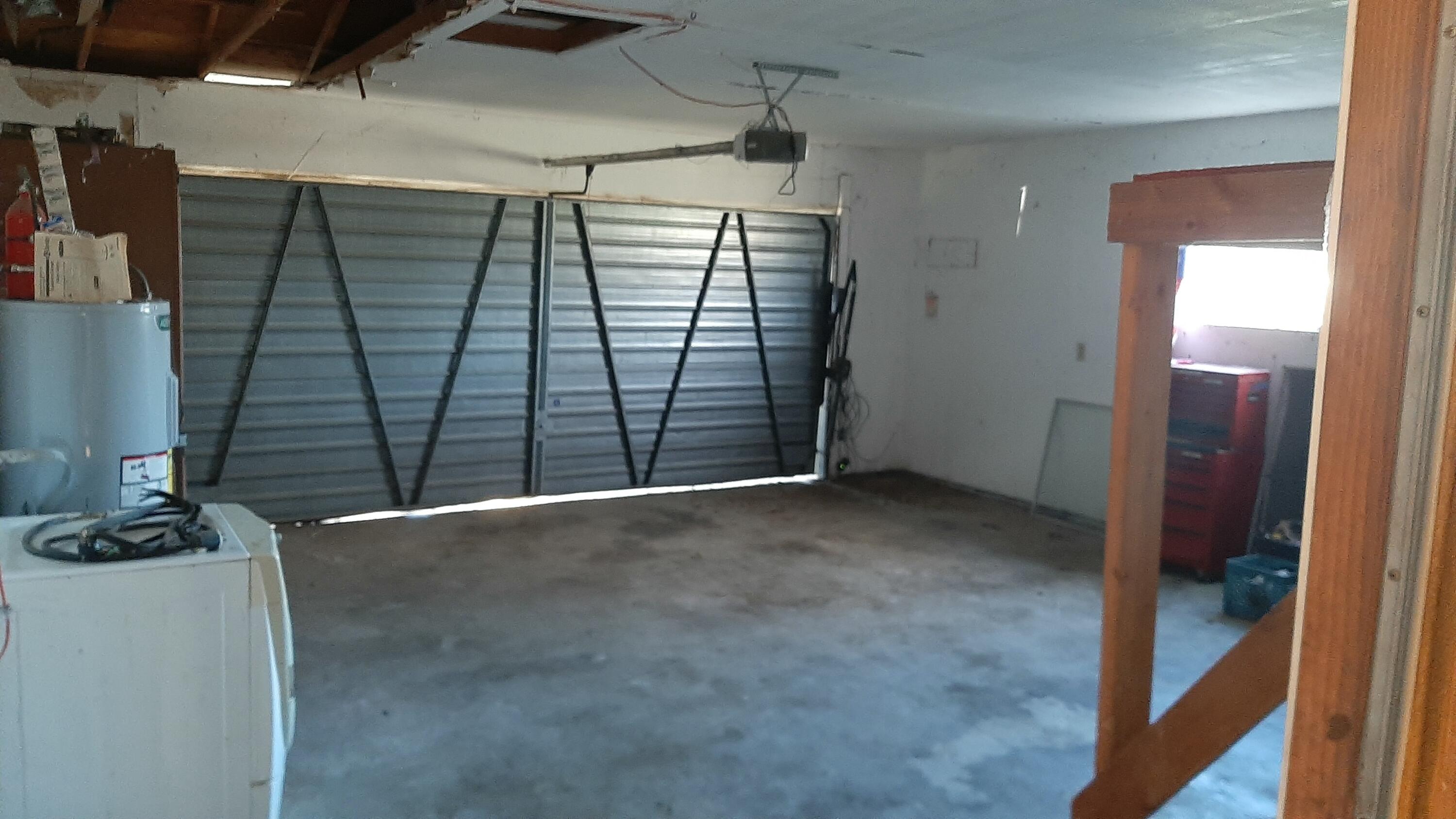 17185 Bowman Road Cottonwood, CA 96022 - Photo 27 of 30 GARAGE 17185 BOWMAN RD