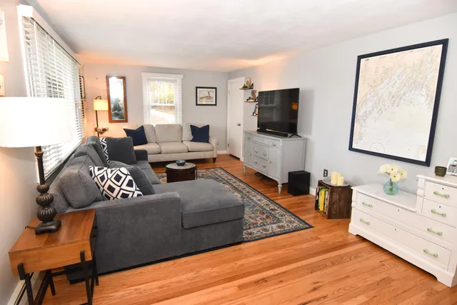 $529,000 | 4 Summit Street, South Portland, ME 04106
