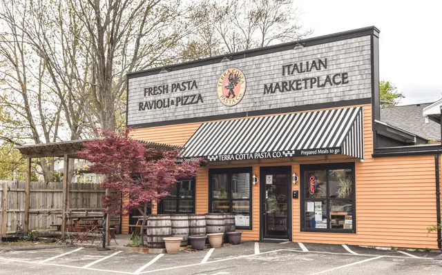 $529,000 | 4 Summit Street, South Portland, ME 04106