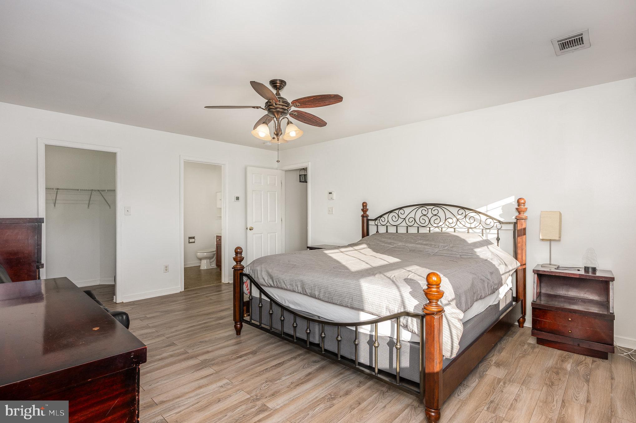 13842 Penn Shop Road Mount Airy, MD 21771 - Photo 28 of 74 Primary Bedroom