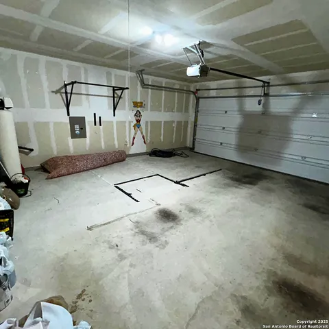 $1,500 | 11910 Pewee, San Antonio, TX 78221