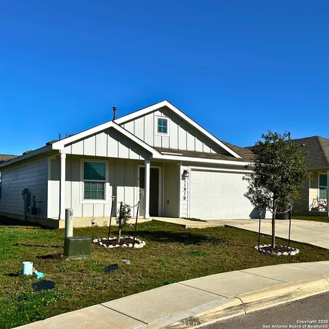 $1,500 | 11910 Pewee, San Antonio, TX 78221