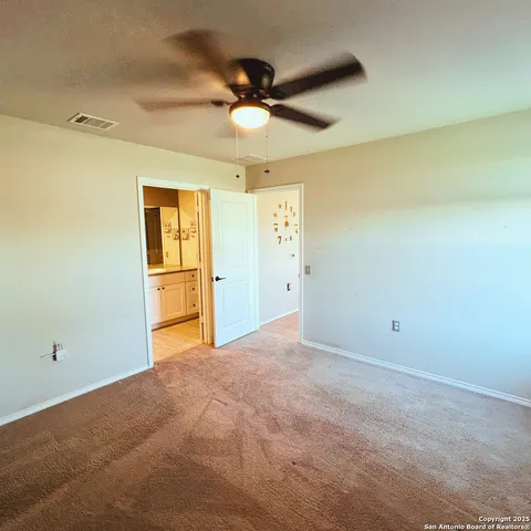 $1,500 | 11910 Pewee, San Antonio, TX 78221