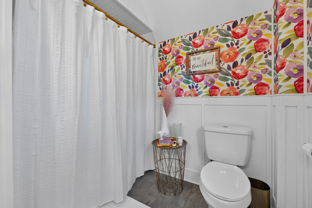 3525 Sheridan Road Mount Pleasant, WI 53403 - Photo 11 of 29 Full Bath