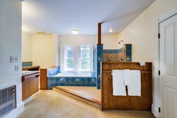 10 Fells Road Winchester, MA 01890 - Photo 13 of 23 Gallery Image 13