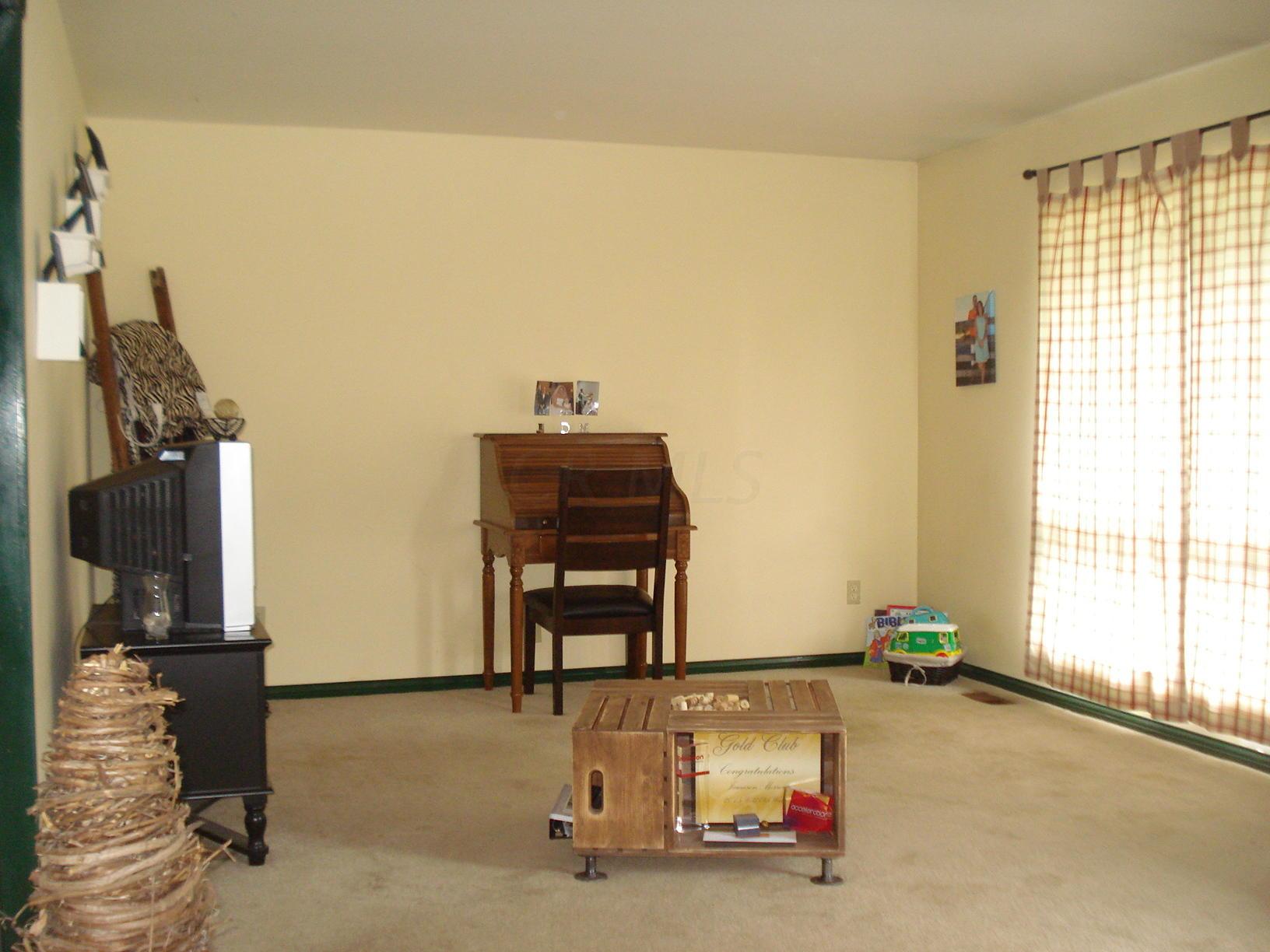 3230 Haverhill Street Springfield, OH 45503 - Photo 4 of 18