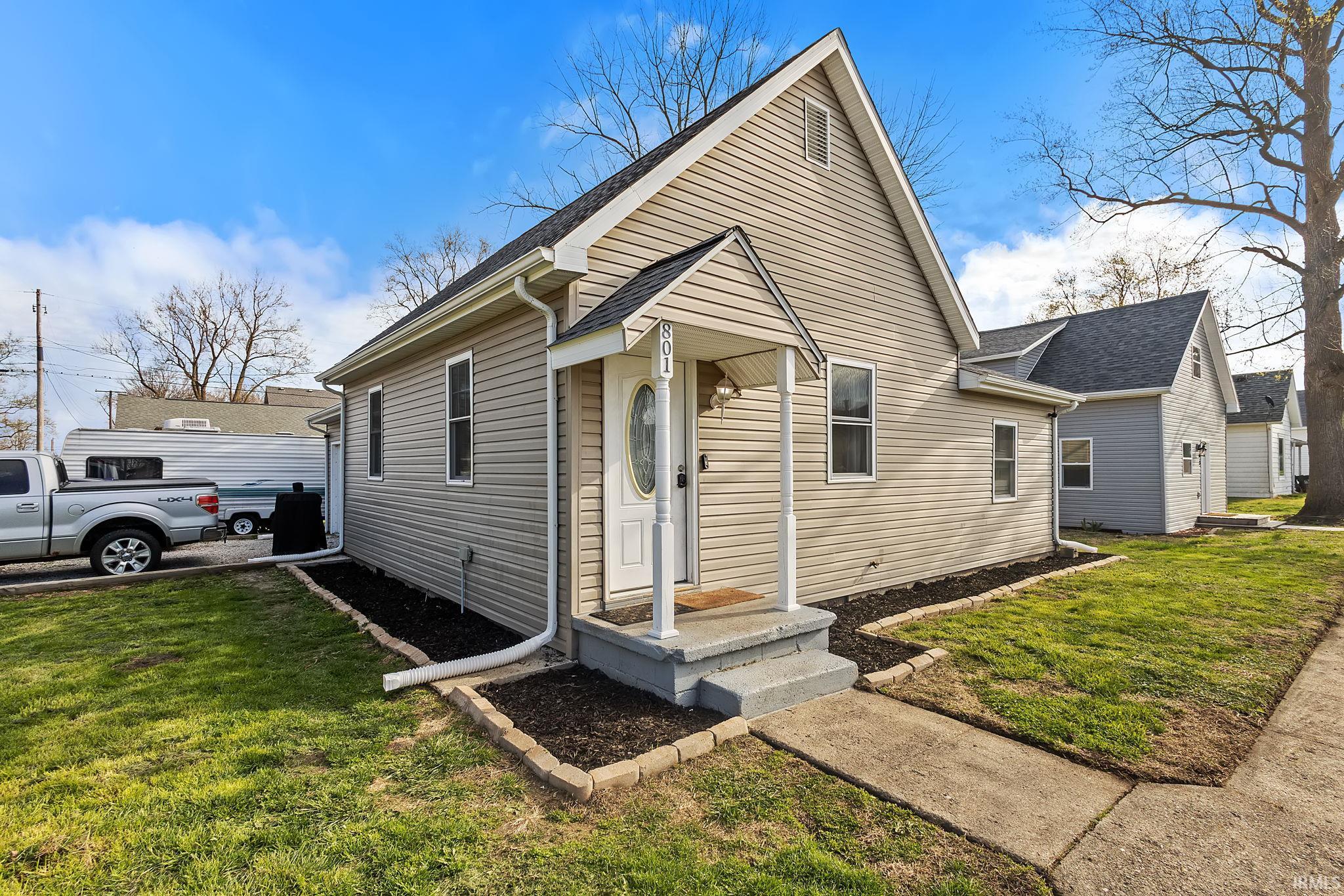 801 East 4th Street Fowler, IN 47944 - Photo 2 of 30