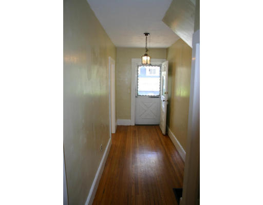 39 Walnut Street Needham, MA 02492 - Photo 11 of 20