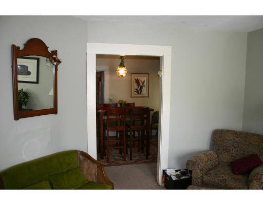 39 Walnut Street Needham, MA 02492 - Photo 5 of 20