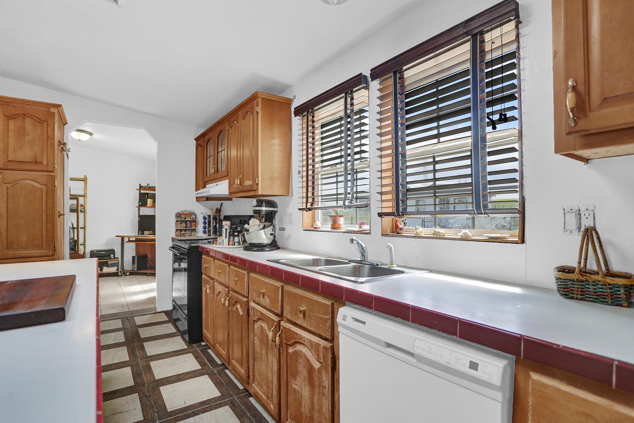 587 Roberts Road Craig, CO 81625 - Photo 11 of 35