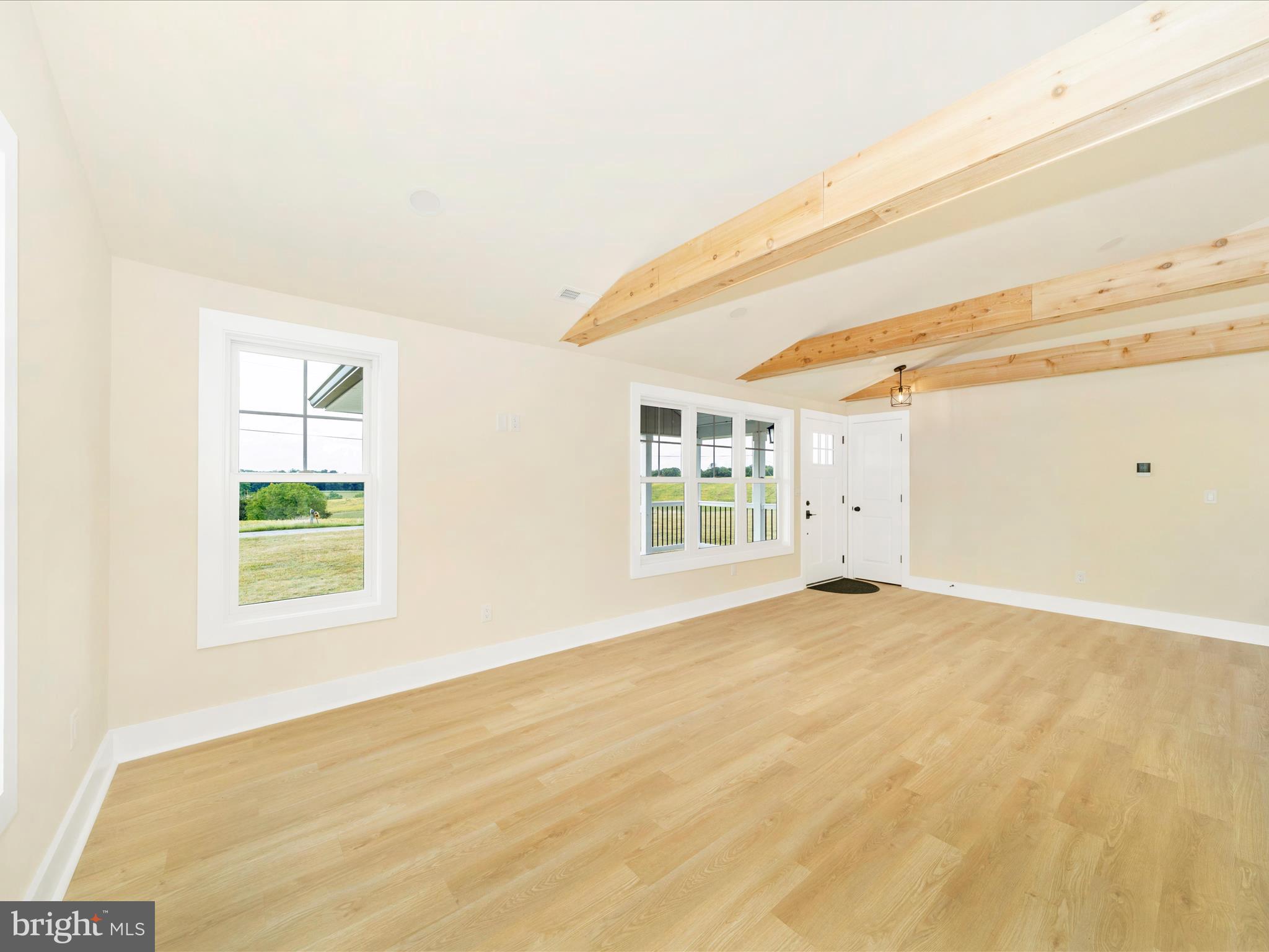 14901 New Windsor Road New Windsor, MD 21776 - Photo 4 of 75 an empty room with windows