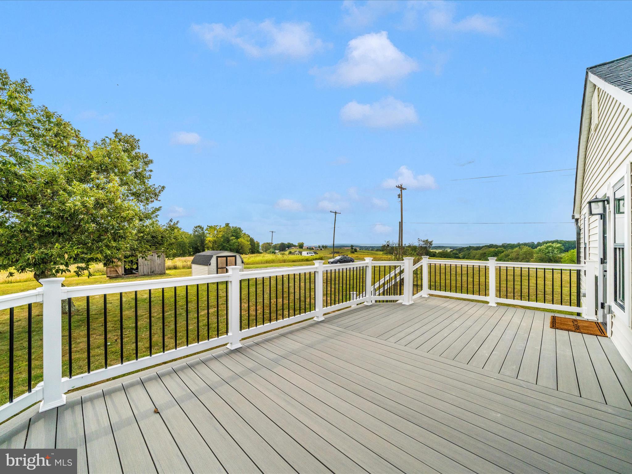 14901 New Windsor Road New Windsor, MD 21776 - Photo 44 of 75 Deck
