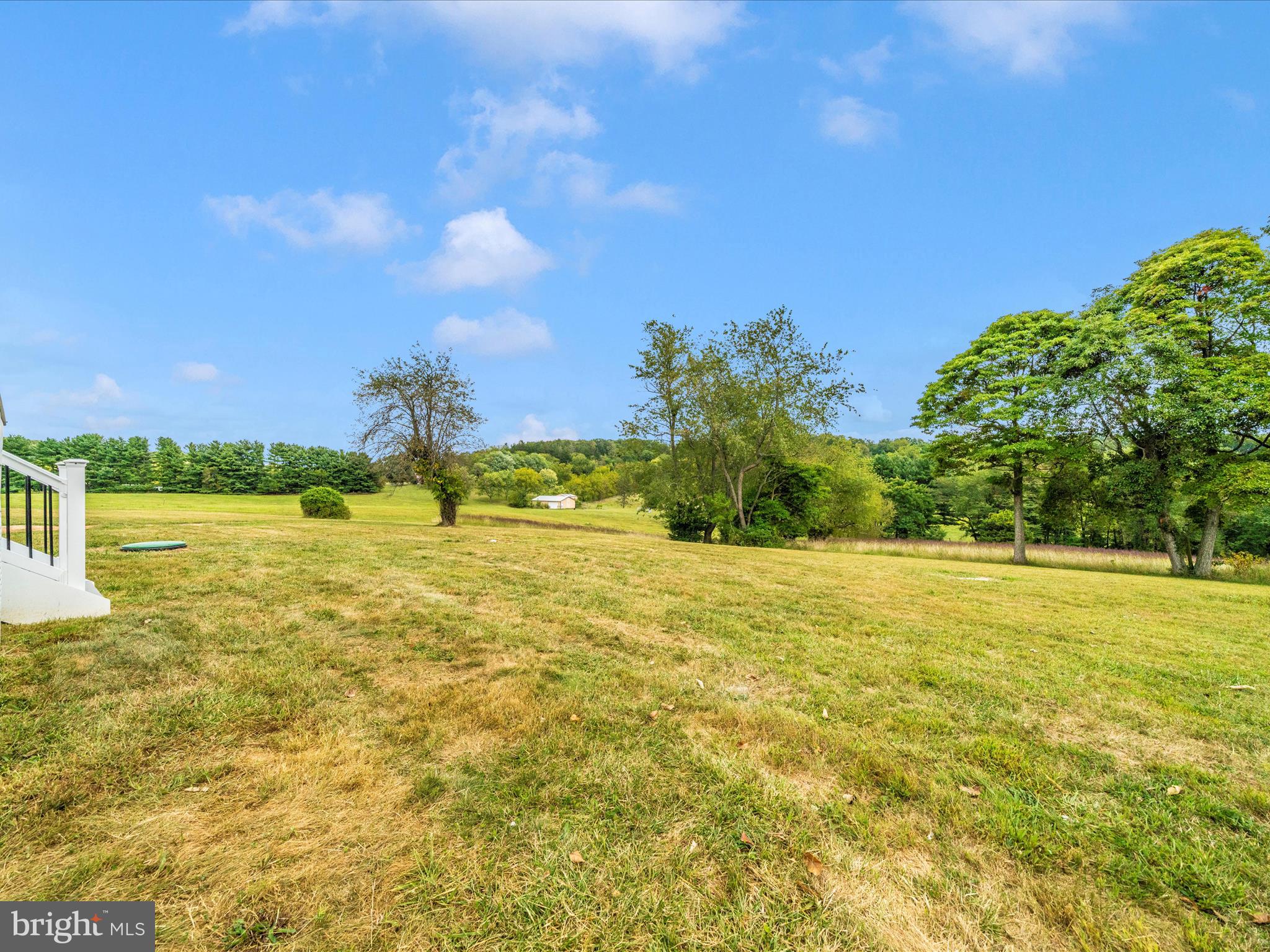 14901 New Windsor Road New Windsor, MD 21776 - Photo 49 of 75 a view of an ocean from a yard