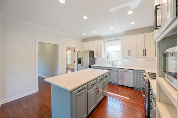 $769,900 | 599 DT Vise Loop, Parsons, TN 38363