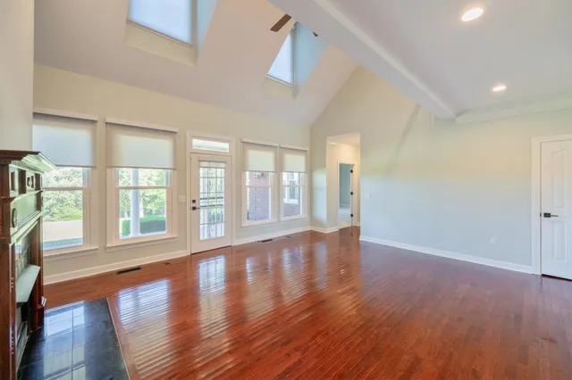 $789,900 | 599 DT Vise Loop, Parsons, TN 38363