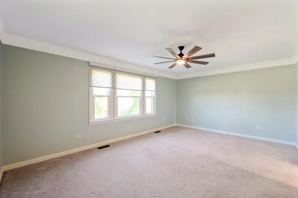 $769,900 | 599 DT Vise Loop, Parsons, TN 38363