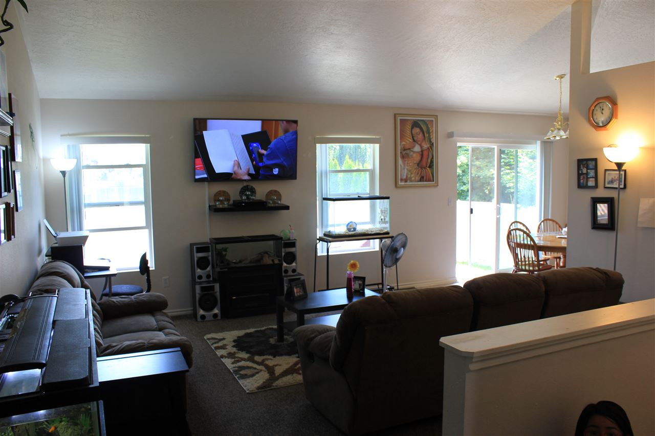 621 South Bowdish Road Spokane, WA 99206 - Photo 4 of 15