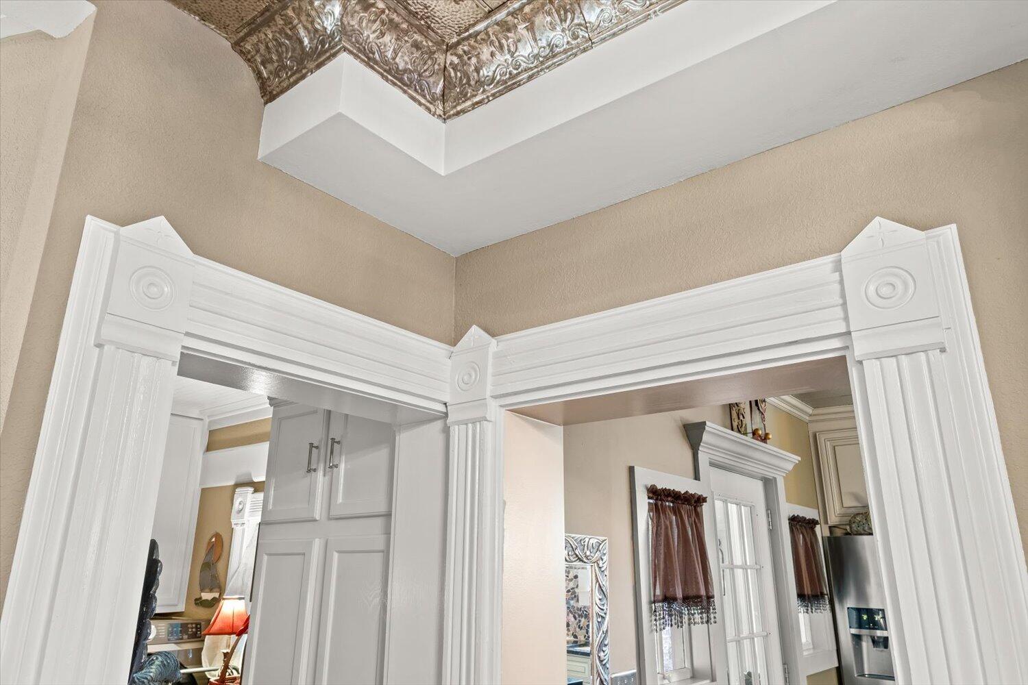 54 Plateau Avenue DeFuniak Springs, FL 32435 - Photo 21 of 114 a view of a hallway with a entryway