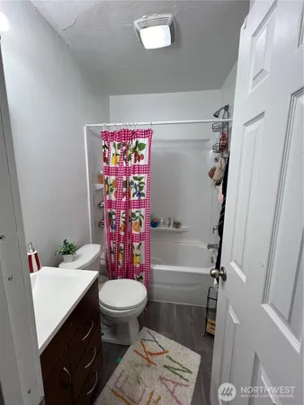 $1,450,000 | 5026 20th Avenue Northeast, Seattle, WA 98105