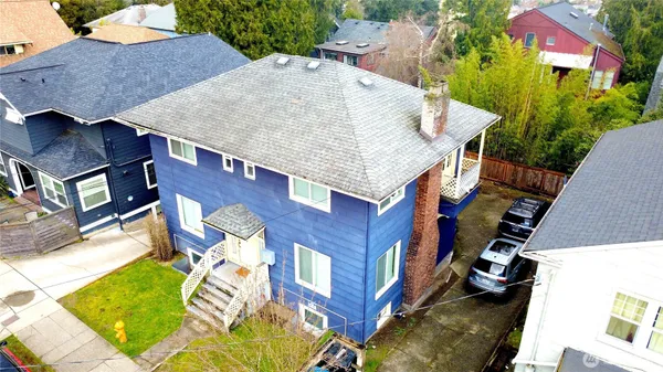 $1,450,000 | 5026 20th Avenue Northeast, Seattle, WA 98105