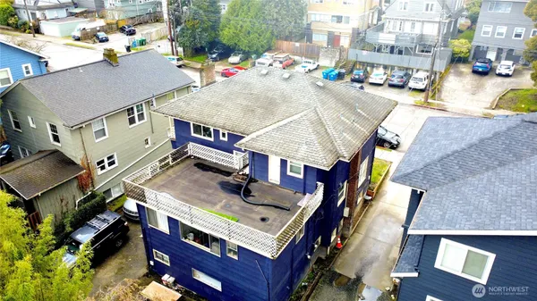 $1,450,000 | 5026 20th Avenue Northeast, Seattle, WA 98105