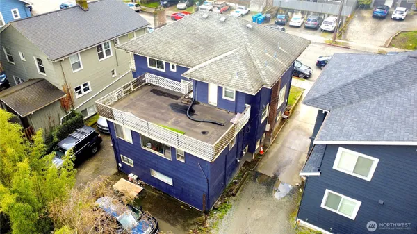 $1,450,000 | 5026 20th Avenue Northeast, Seattle, WA 98105