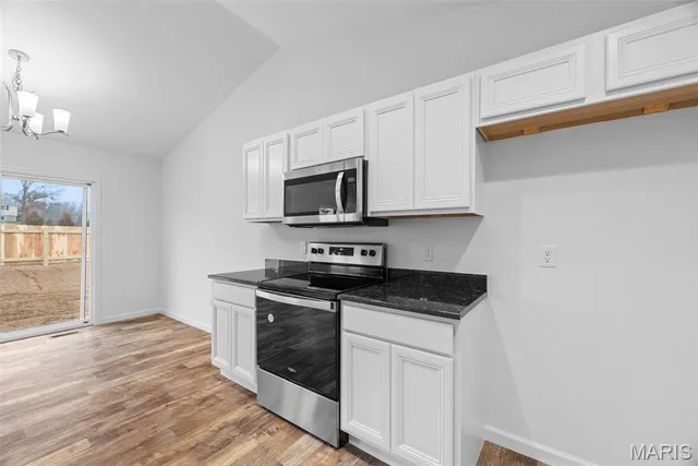 $305,000 | 906 Gimli Lane, Wright City, MO 63390