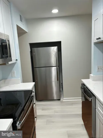 $2,000 | 5823 Royal Ridge Drive, Unit D, Springfield, VA 22152