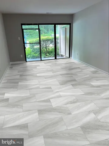 $2,000 | 5823 Royal Ridge Drive, Unit D, Springfield, VA 22152