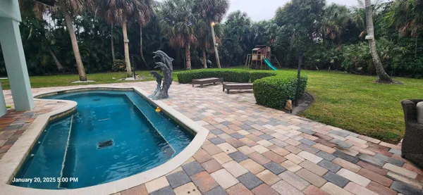 a view of a park