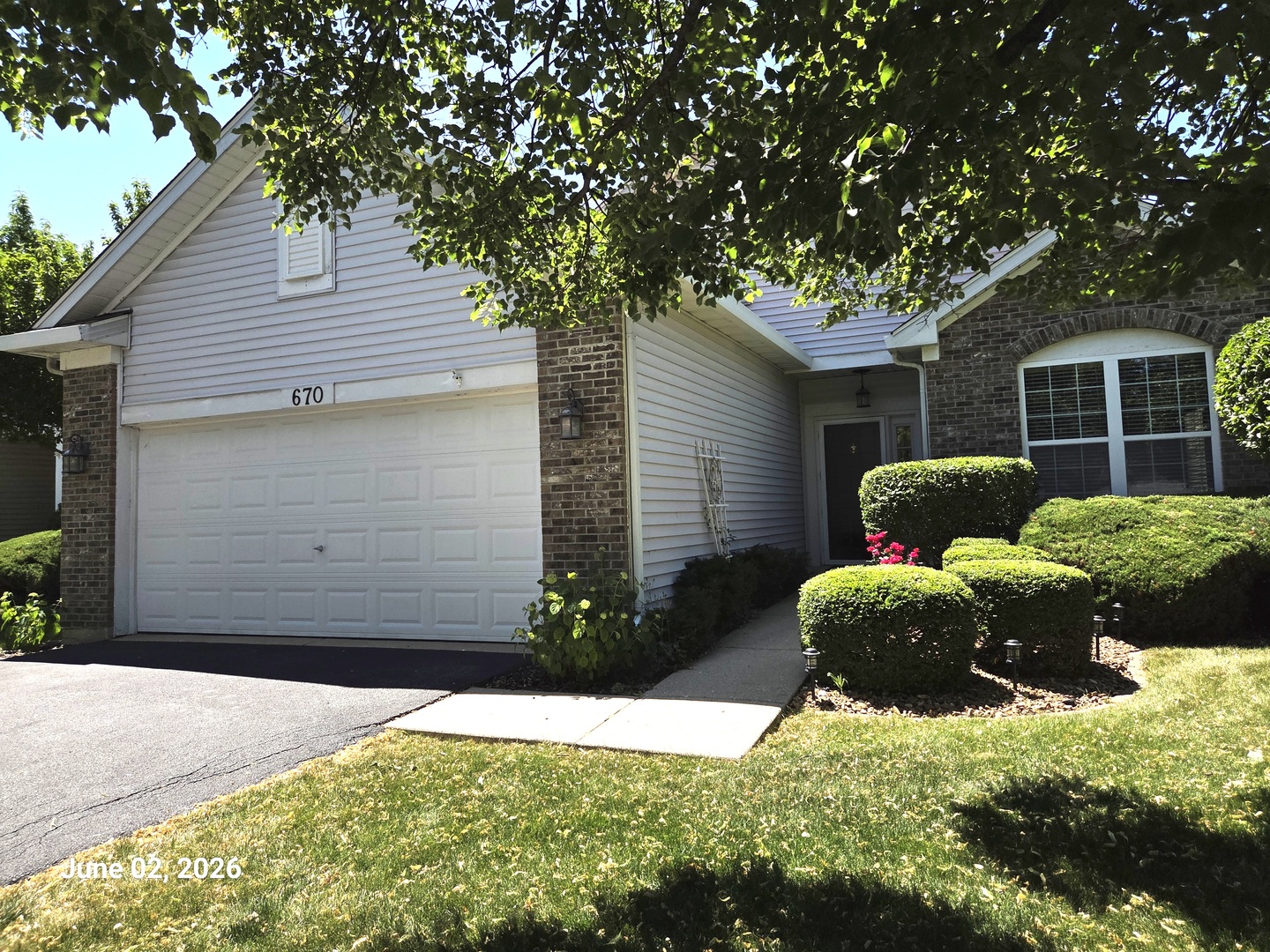 670 Wellston Lane Romeoville, IL 60446 - Photo 2 of 34