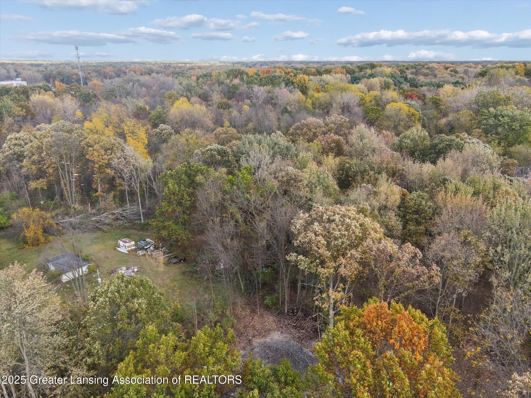9595 East State Road Haslett, MI 48840 - Photo 46 of 47 51-9595-State-Rd-WindowStill-Photography