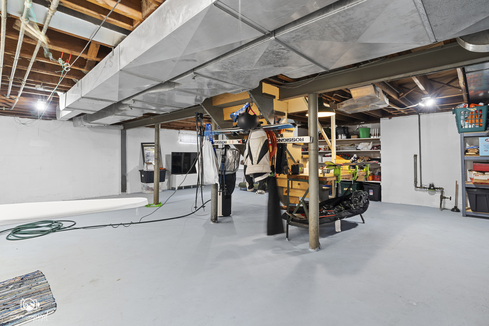 515 Cornelia Street Joliet, IL 60435 - Photo 28 of 28 a view of a storage room with racks
