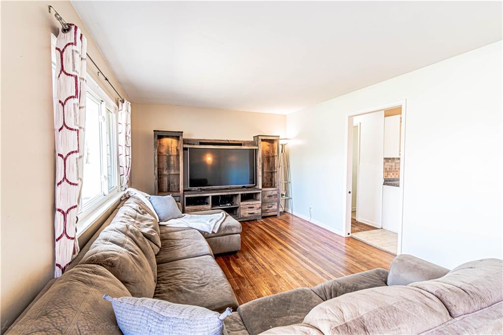 6893 Todd Road Avon, IN 46123 - Photo 2 of 26 Gallery Image 2