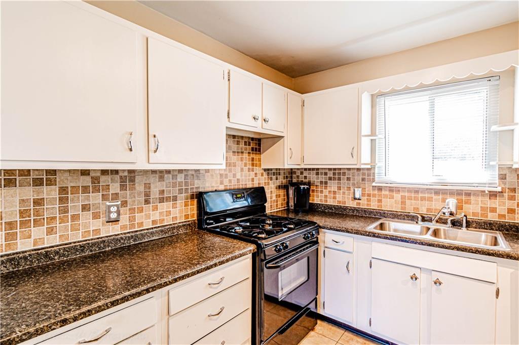 6893 Todd Road Avon, IN 46123 - Photo 8 of 26 Gallery Image 8