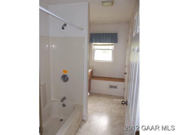 1829 Mt Torrey Road Lyndhurst, VA 22952 - Photo 10 of 11 Gallery Image 10