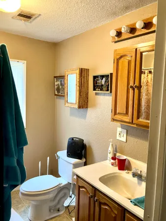 $1,500 | 708 Avenue South, Marble Falls, TX 78654