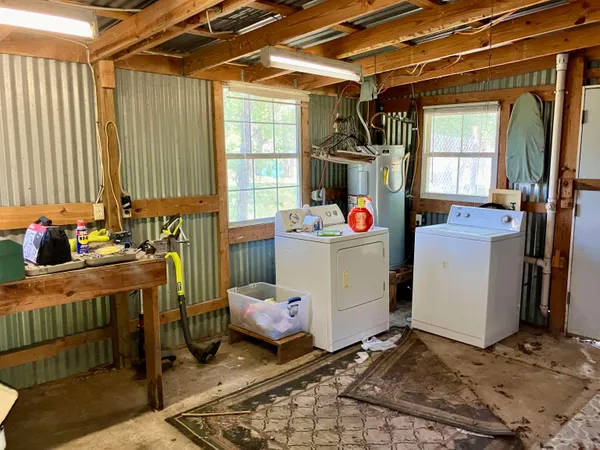$1,500 | 708 Avenue South, Marble Falls, TX 78654