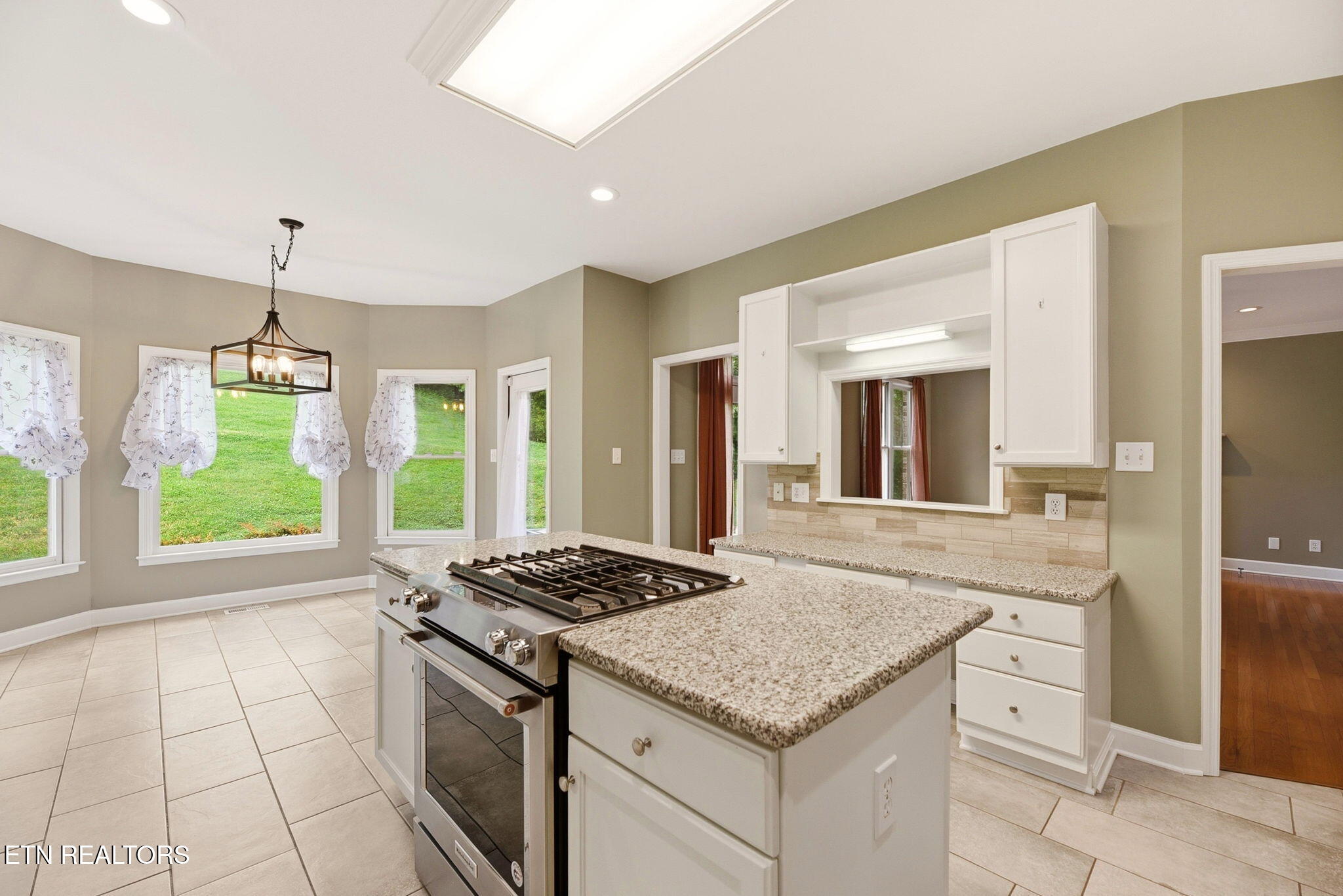 38 Riverside Drive Oak Ridge, TN 37830 - Photo 16 of 56 16-web-or-mls-DSC_5286