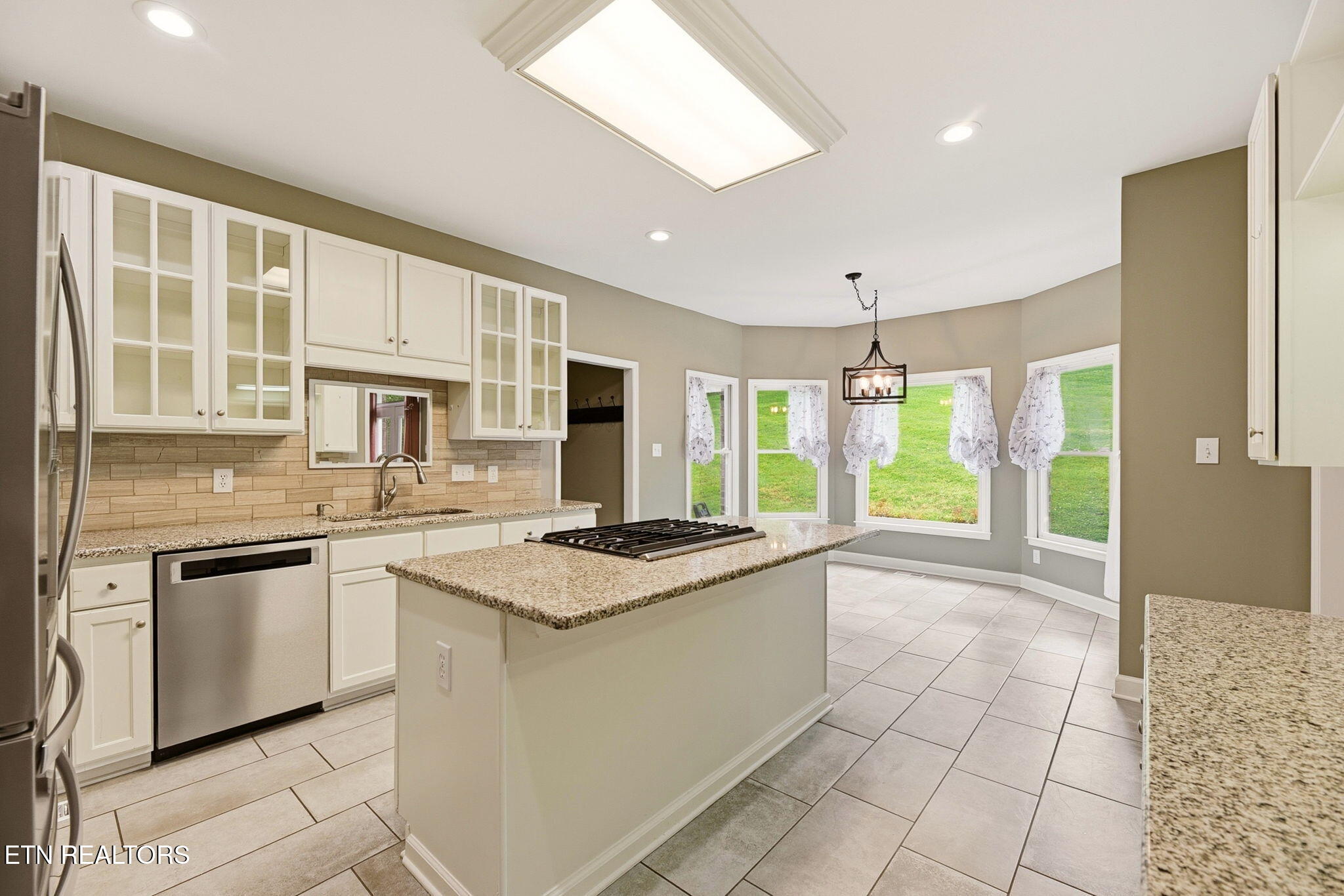 38 Riverside Drive Oak Ridge, TN 37830 - Photo 20 of 56 20-web-or-mls-DSC_5298