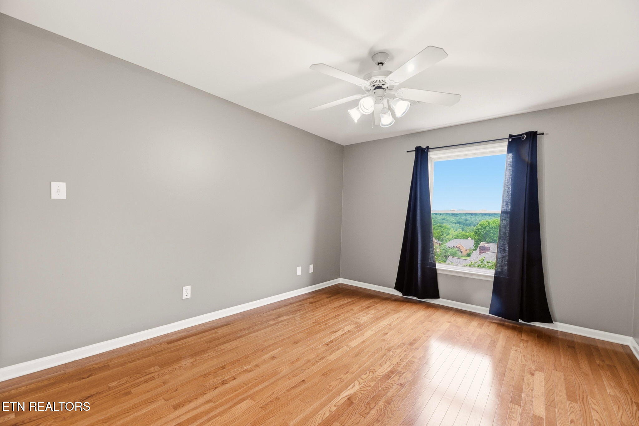 38 Riverside Drive Oak Ridge, TN 37830 - Photo 39 of 56 39-web-or-mls-DSC_5343