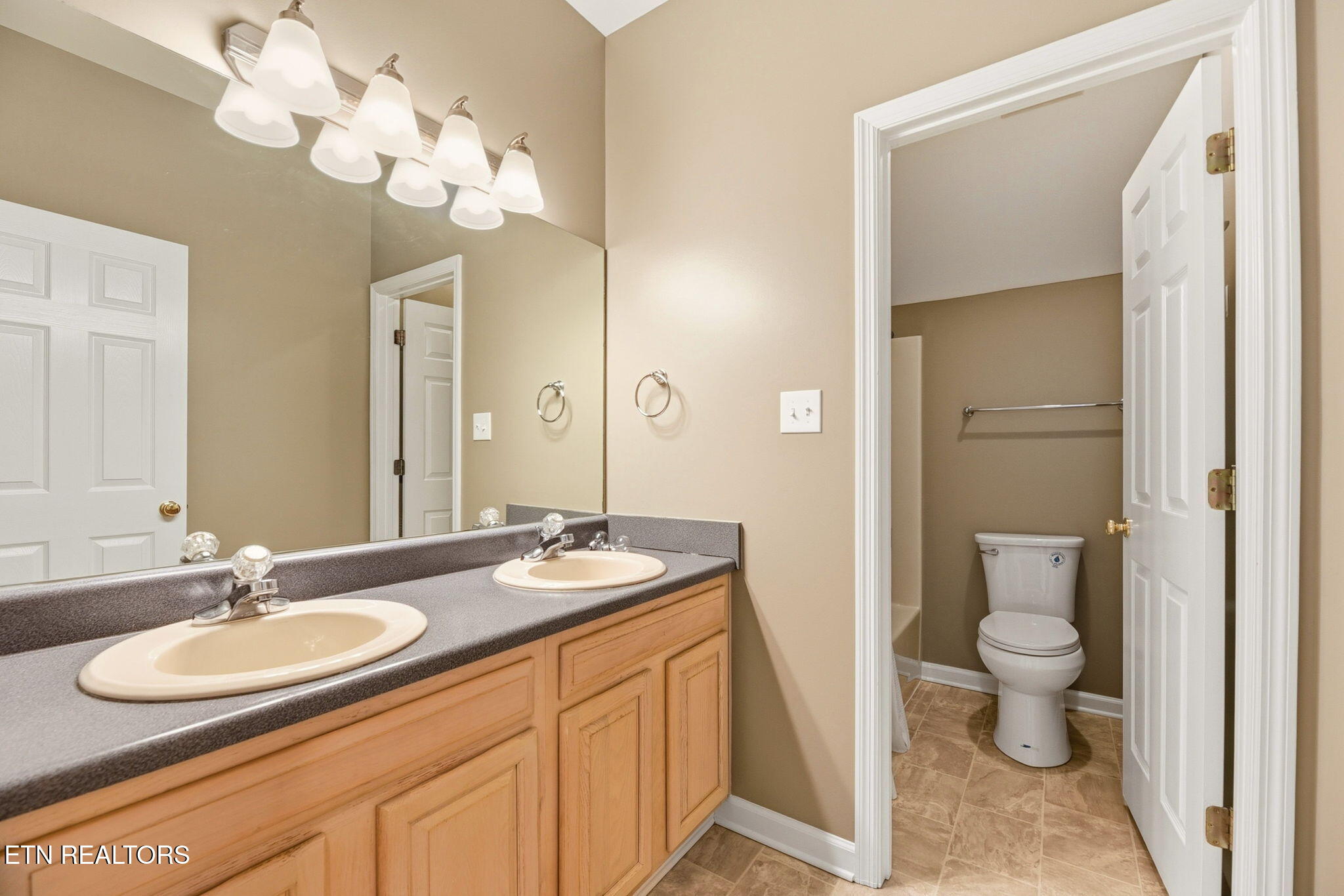 38 Riverside Drive Oak Ridge, TN 37830 - Photo 42 of 56 42-web-or-mls-DSC_5349